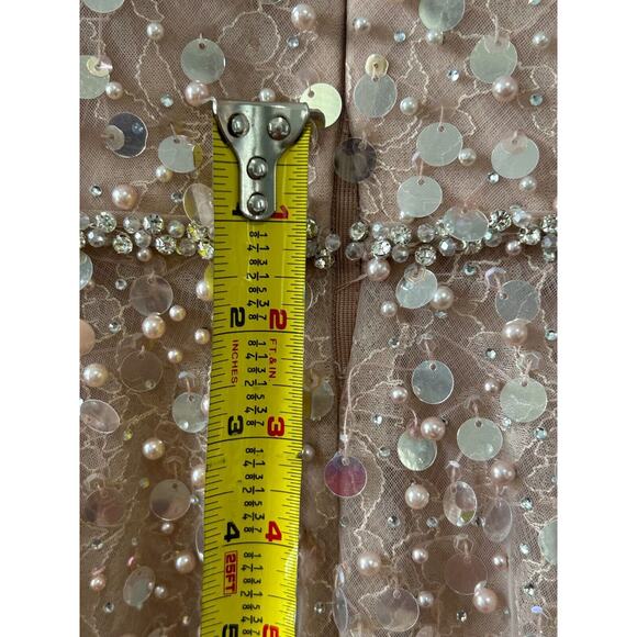 Mac Duggal Women's Disc Embellished Sequin Gown with Feather Dusty Rose Size 12 - Picture 12 of 16